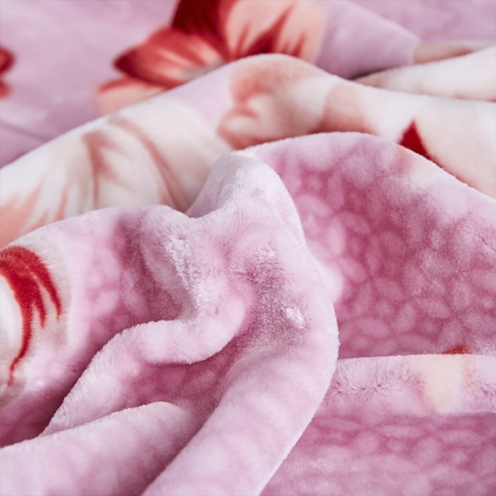 91家纺网 家纺一手货源 找家纺 凯轩毛毛毯毯子 2024新款加大云毛毯毯子 花都-浅紫