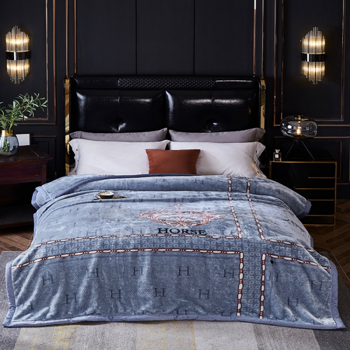 91家纺网 家纺一手货源 找家纺 凯轩毛毛毯毯子 2024新款翡翠毛毯毯子（A类） 空间