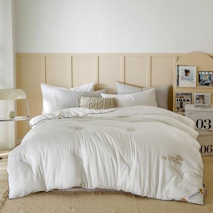 91家纺网 家纺一手货源 找家纺 心悦家纺 2021新款亲肤大豆纤维被 本白