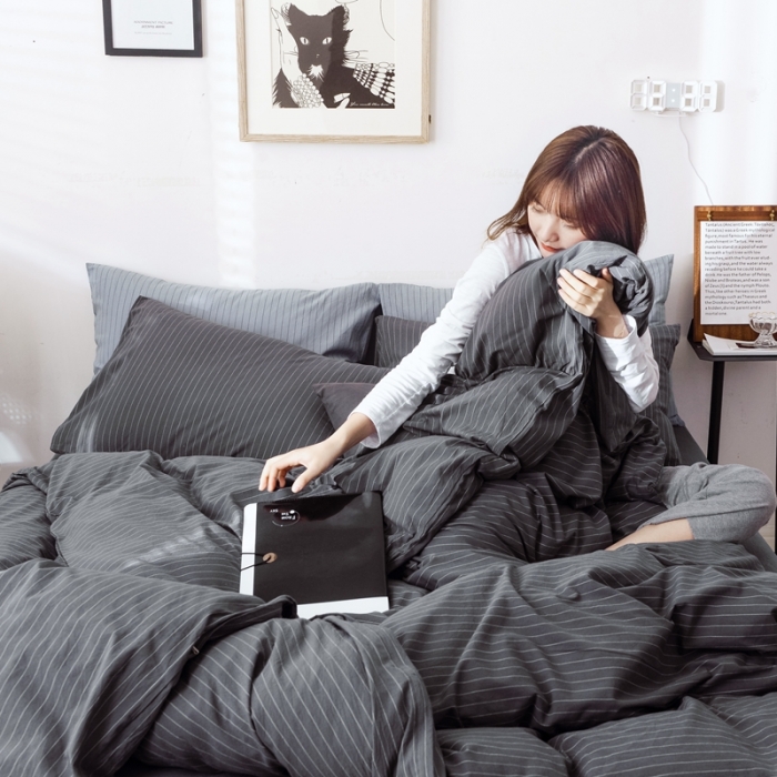 91家纺网 家纺一手货源 找家纺 安莱生活 2021新款全棉水洗棉条纹格子四件套 灰白细条