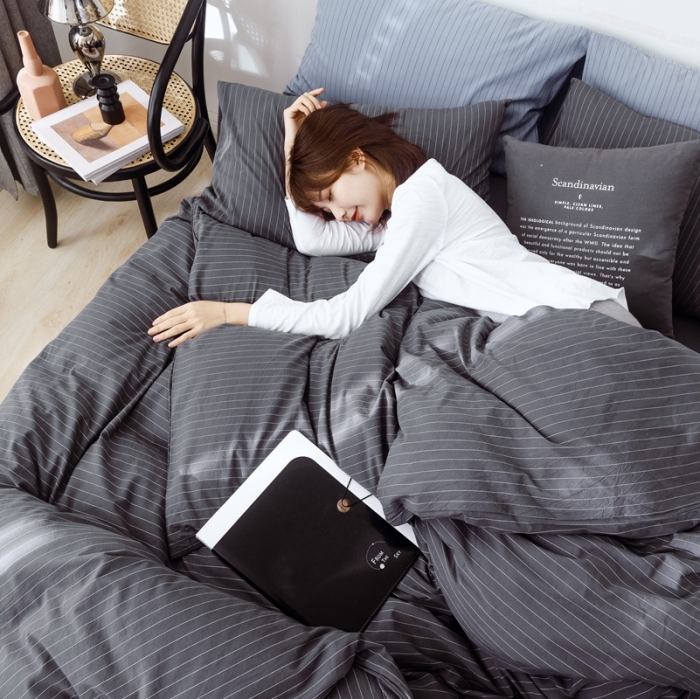 91家纺网 家纺一手货源 找家纺 安莱生活 2021新款全棉水洗棉条纹格子四件套 灰白细条