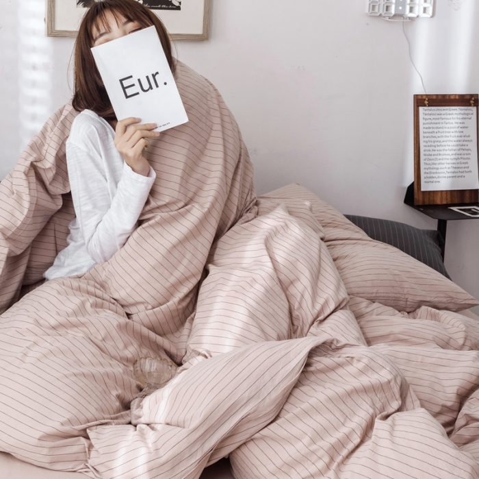 91家纺网 家纺一手货源 找家纺 安莱生活 2021新款全棉水洗棉条纹格子四件套 藕粉细条