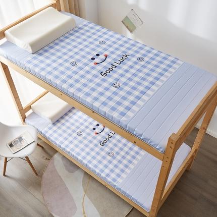 91家纺网 家纺一手货源 找家纺 2025新款大版数码印花亲肤磨毛床垫 学生版 幸运微笑