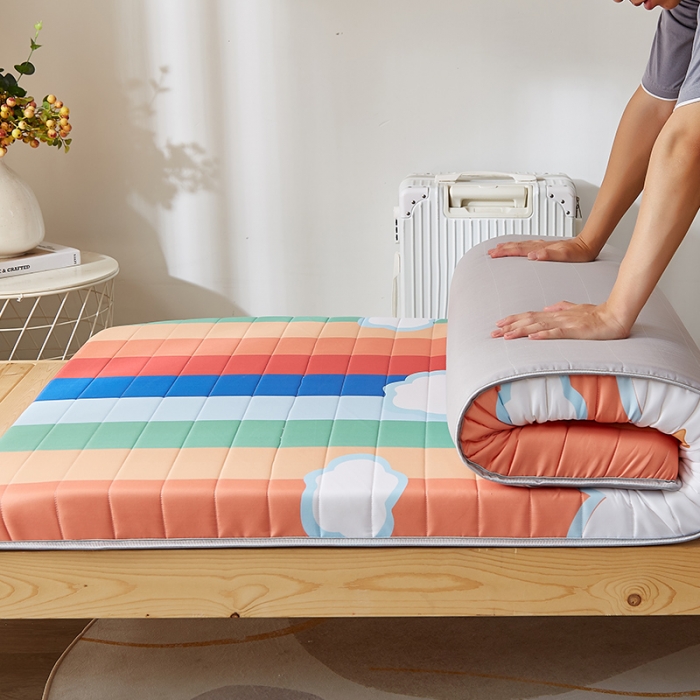 91家纺网 家纺一手货源 找家纺 2025新款大版数码印花亲肤磨毛床垫 学生版 彩虹笑脸