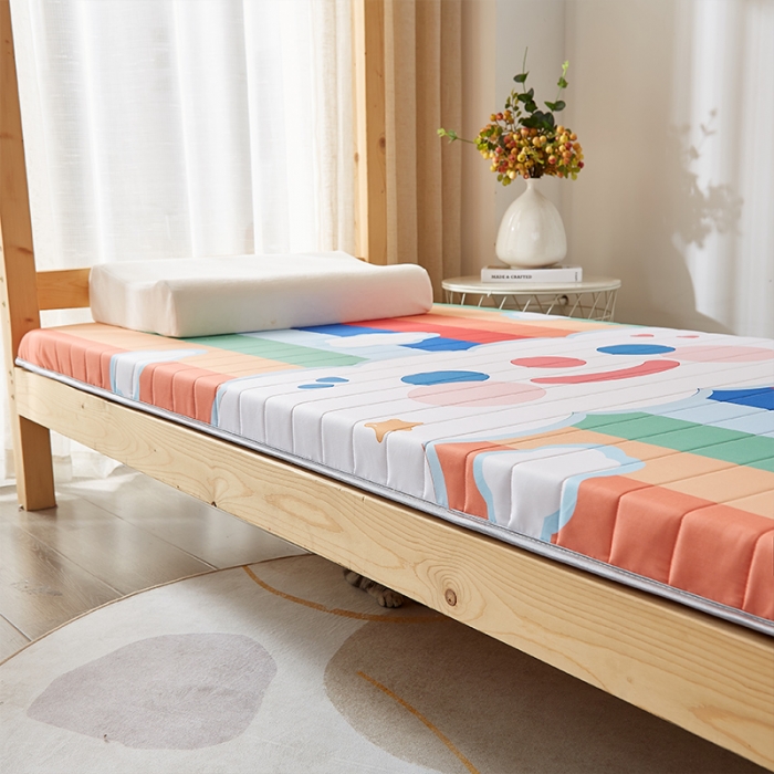 91家纺网 家纺一手货源 找家纺 2025新款大版数码印花亲肤磨毛床垫 学生版 彩虹笑脸