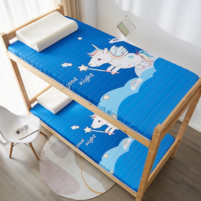 91家纺网 家纺一手货源 找家纺 2025新款大版数码印花亲肤磨毛床垫 学生版 独角兽