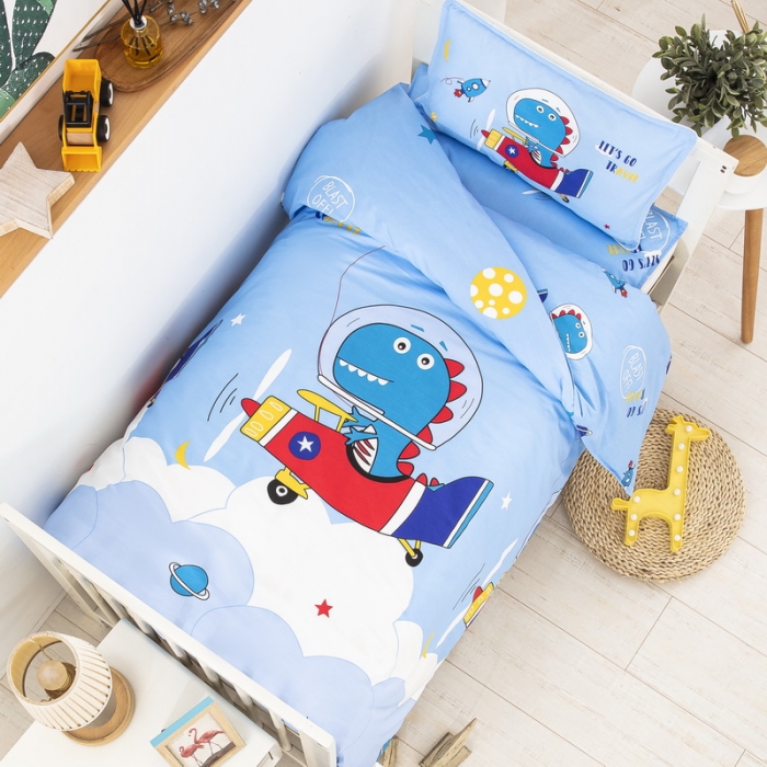 91家纺网 家纺一手货源 找家纺 乐秀 40S全棉13372幼儿园三件套六件套 飞行恐龙