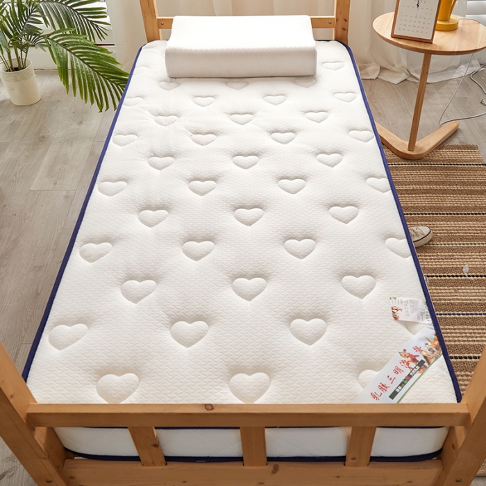 91家纺网 家纺一手货源 找家纺 欣罗兰 2022新款提花针织立体床垫 爱心白-学生床