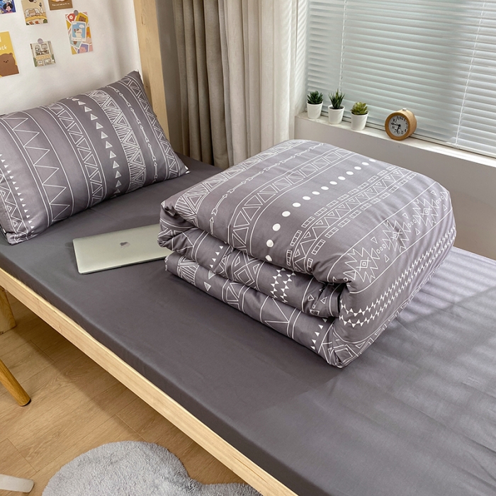 91家纺网 家纺一手货源 找家纺 曼之夏 2022新款全棉13372学生三件套 夜光