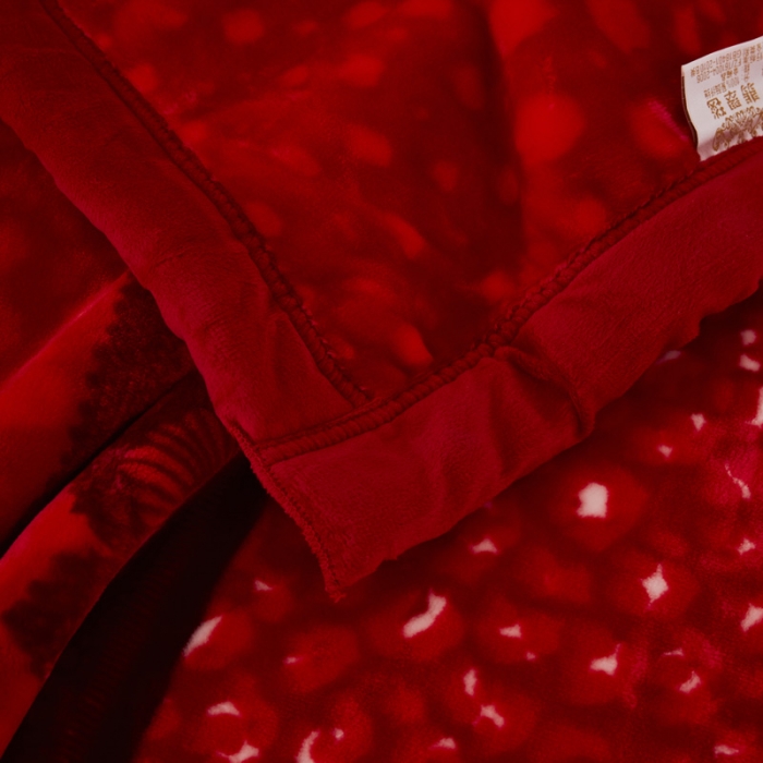 91家纺网 家纺一手货源 找家纺 凯轩毛毛毯毯子 2024新款婚庆云毛毯毯子 爱之花语