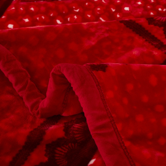 91家纺网 家纺一手货源 找家纺 凯轩毛毛毯毯子 2024新款婚庆云毛毯毯子 爱之花语