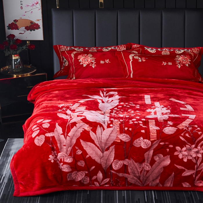 91家纺网 家纺一手货源 找家纺 凯轩毛毛毯毯子 2024新款婚庆云毛毯毯子 锦上添花