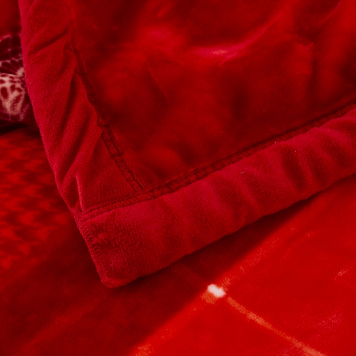 91家纺网 家纺一手货源 找家纺 凯轩毛毛毯毯子 2024新款婚庆云毛毯毯子 心相映