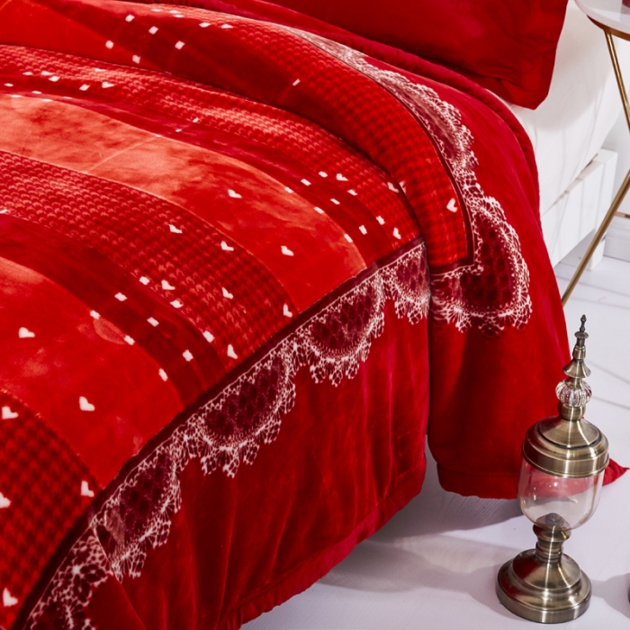 91家纺网 家纺一手货源 找家纺 凯轩毛毛毯毯子 2024新款婚庆云毛毯毯子 心相映