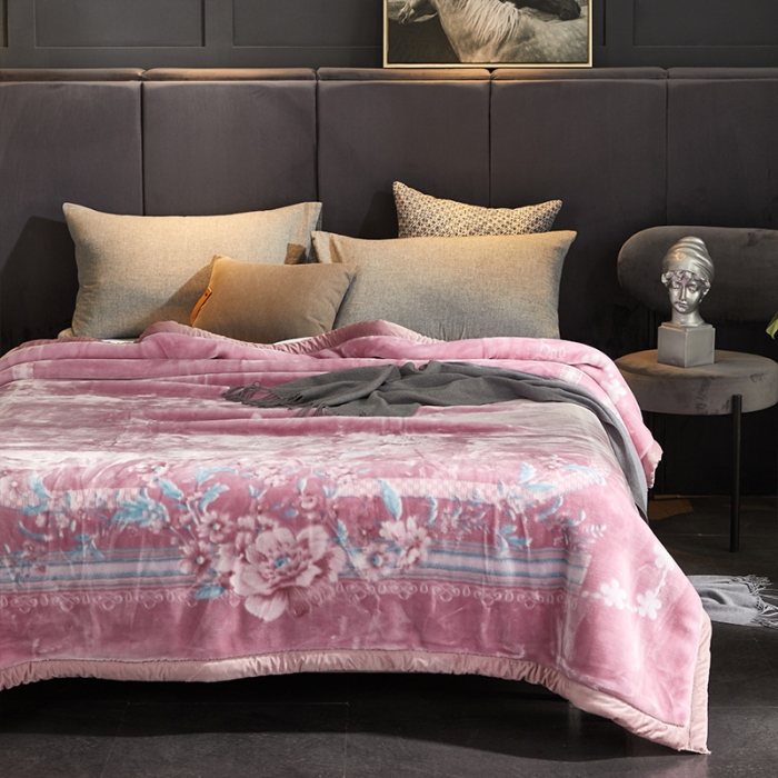 91家纺网 家纺一手货源 找家纺 凯轩毛毛毯毯子 2024新款婚庆云毛毯毯子 胭脂粉