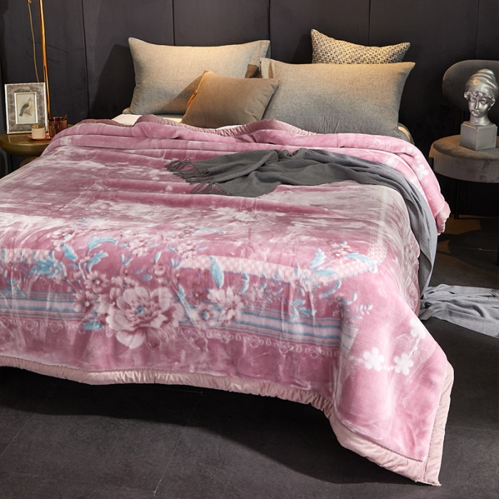 91家纺网 家纺一手货源 找家纺 凯轩毛毛毯毯子 2024新款婚庆云毛毯毯子 胭脂粉