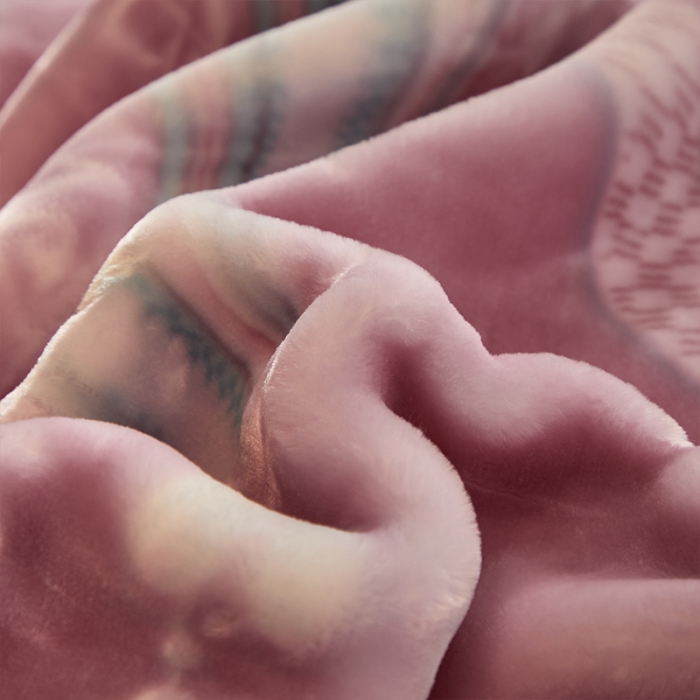 91家纺网 家纺一手货源 找家纺 凯轩毛毛毯毯子 2024新款婚庆云毛毯毯子 胭脂粉