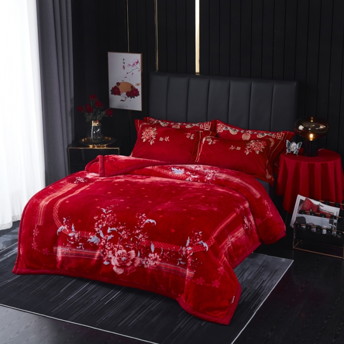 91家纺网 家纺一手货源 找家纺 凯轩毛毛毯毯子 2024新款婚庆云毛毯毯子 胭脂红