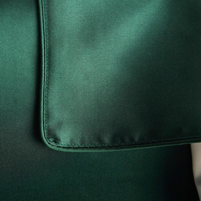 91家纺网 家纺一手货源 找家纺 雅韵诗真丝馆 2023新款滚边枕套（不退换） 祖母绿48*74cm一只