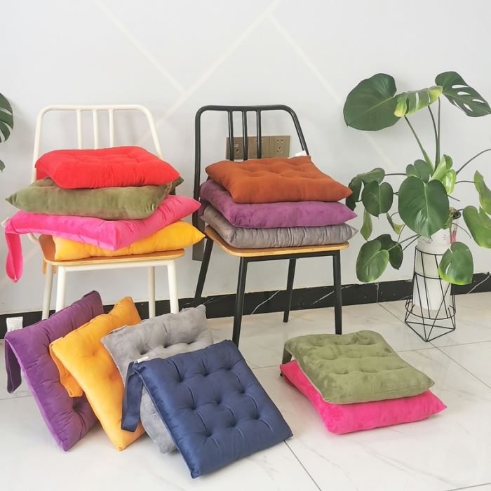 91家纺网 家纺一手货源 找家纺 水晶绒方款绑带坐垫防滑保暖垫子椅子垫沙发垫汽车座垫跨境电商