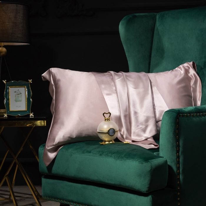 91家纺网 家纺一手货源 找家纺 雅韵诗 2023新款真丝四边枕套（不退换） 豆沙粉48*74cm一只