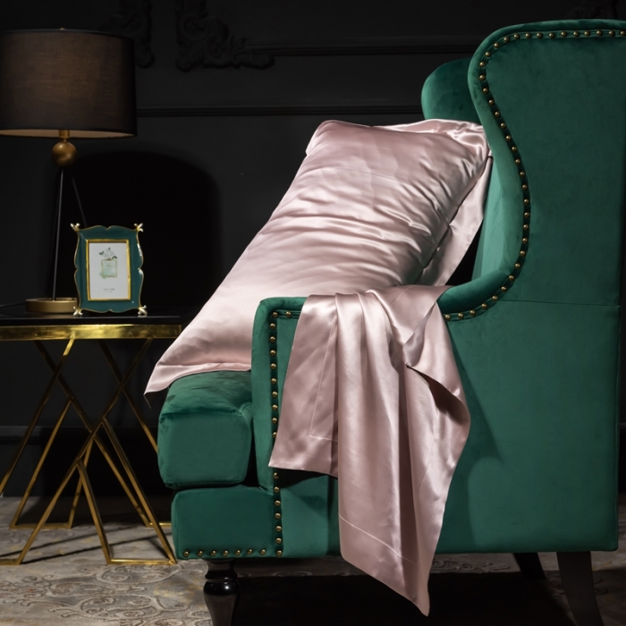 91家纺网 家纺一手货源 找家纺 雅韵诗 2023新款真丝四边枕套（不退换） 豆沙粉48*74cm一只