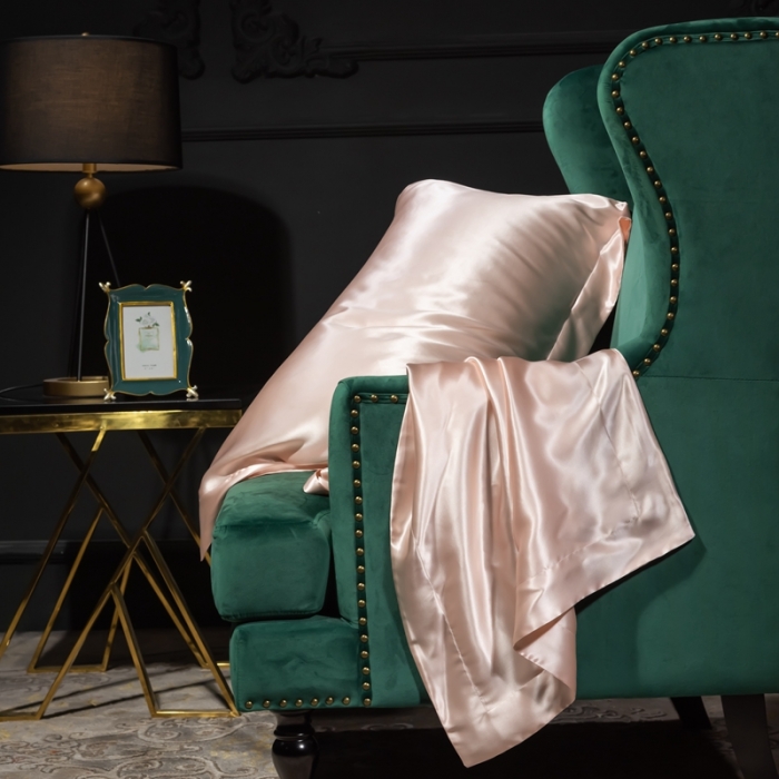 91家纺网 家纺一手货源 找家纺 雅韵诗 2023新款真丝四边枕套（不退换） 粉玉48*74cm一只