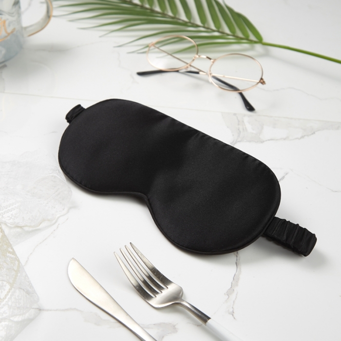 91家纺网 家纺一手货源 找家纺 雅韵诗2023新款真丝眼罩面料及填充均为百分百桑蚕丝 帝王黑