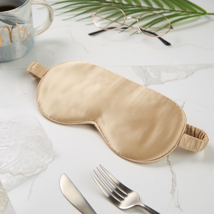 91家纺网 家纺一手货源 找家纺 雅韵诗2023新款真丝眼罩面料及填充均为百分百桑蚕丝 香槟金