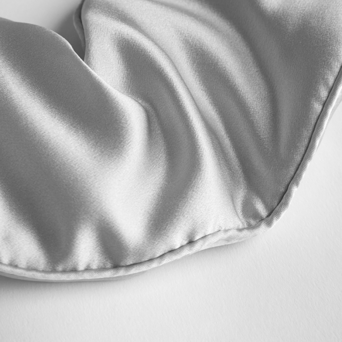 91家纺网 家纺一手货源 找家纺 雅韵诗2023新款真丝眼罩面料及填充均为百分百桑蚕丝 银灰