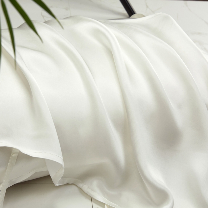 91家纺网 家纺一手货源 找家纺 雅韵诗真丝馆 2023新款真丝枕巾 贵族白