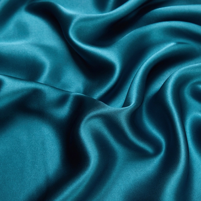 91家纺网 家纺一手货源 找家纺 雅韵诗真丝馆 2023新款真丝枕巾 孔雀蓝