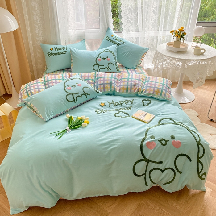 91家纺网 家纺一手货源 找家纺 澳梵家居 2021新款全棉卡通大版毛巾绣四件套 可爱恐龙