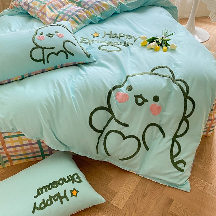 91家纺网 家纺一手货源 找家纺 澳梵家居 2021新款全棉卡通大版毛巾绣四件套 可爱恐龙