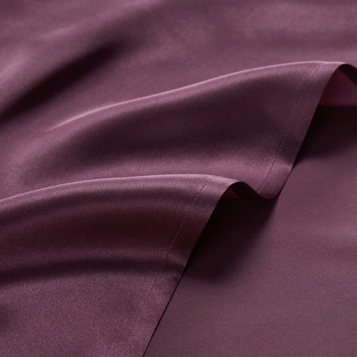 91家纺网 家纺一手货源 找家纺 雅韵诗真丝馆 2023新款真丝枕巾 魅惑紫