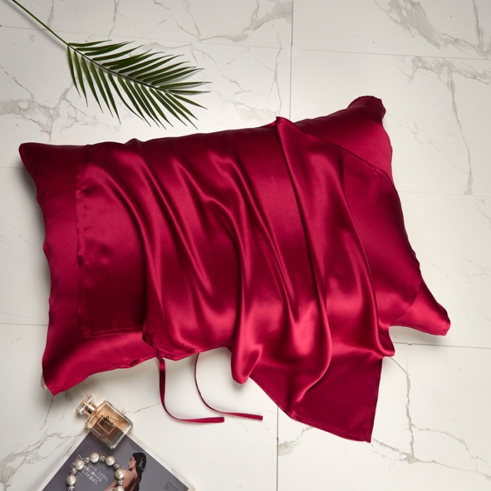 91家纺网 家纺一手货源 找家纺 雅韵诗真丝馆 2023新款真丝枕巾 樱桃红