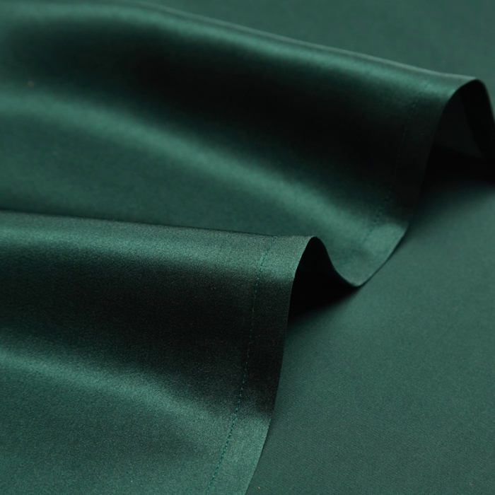 91家纺网 家纺一手货源 找家纺 雅韵诗真丝馆 2023新款真丝枕巾 祖母绿