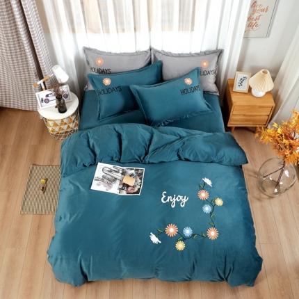 91家纺网 家纺一手货源 找家纺 玖玖爱 2021新款宝宝绒四件套花开朵朵系列 迷情蓝