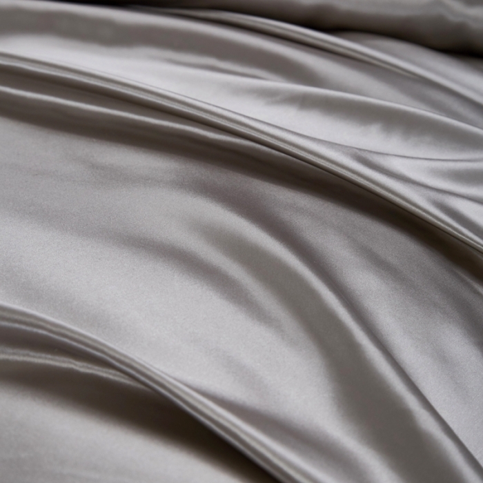 91家纺网 家纺一手货源 找家纺 雅韵诗真丝馆 2023新款真丝被套 鸽子灰