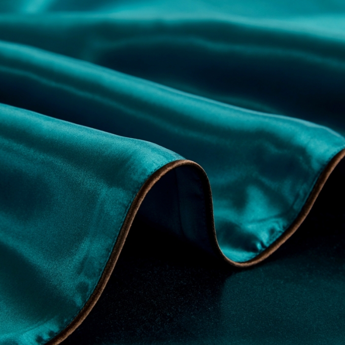 91家纺网 家纺一手货源 找家纺 雅韵诗真丝馆 2023新款真丝被套 孔雀蓝