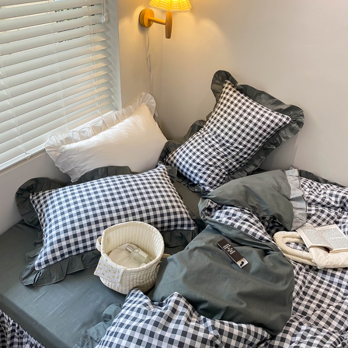 91家纺网 家纺一手货源 找家纺 绵庭家纺 2024新款全棉喷气床裙款四件套 黑小格