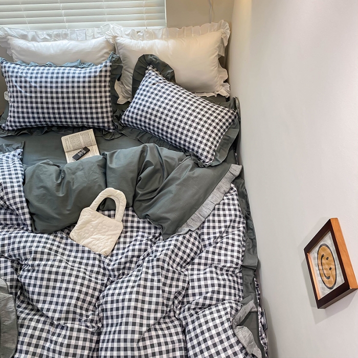 91家纺网 家纺一手货源 找家纺 绵庭家纺 2024新款全棉喷气床裙款四件套 黑小格