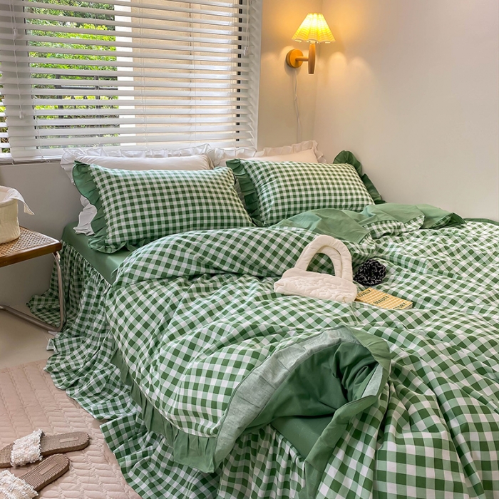 91家纺网 家纺一手货源 找家纺 绵庭家纺 2024新款全棉喷气床裙款四件套 浅绿小格