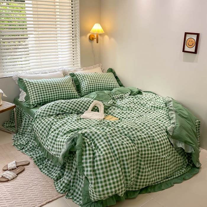 91家纺网 家纺一手货源 找家纺 绵庭家纺 2024新款全棉喷气床裙款四件套 浅绿小格