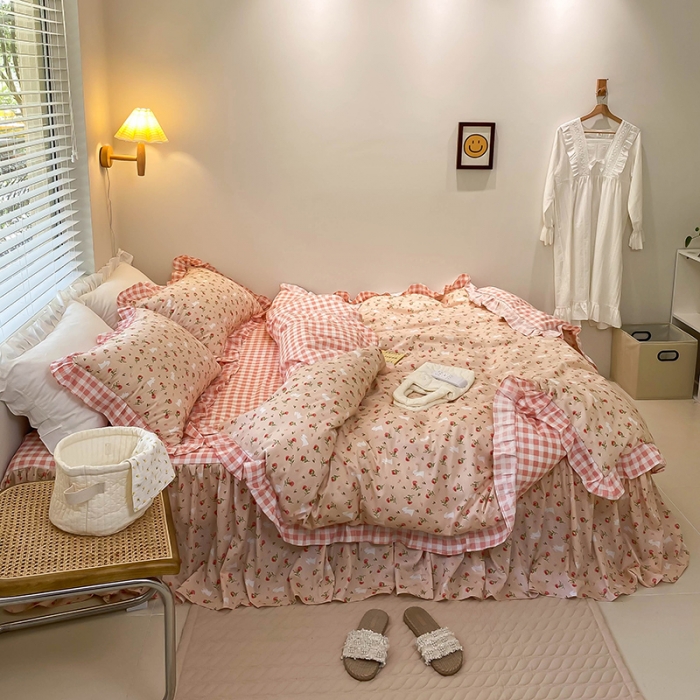 91家纺网 家纺一手货源 找家纺 绵庭家纺 2024新款全棉喷气床裙款四件套 少女粉