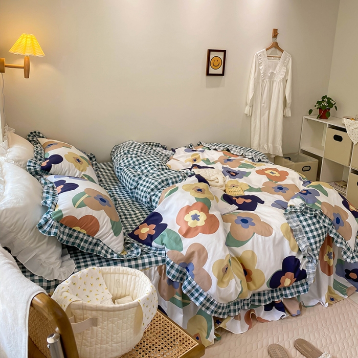 91家纺网 家纺一手货源 找家纺 绵庭家纺 2024新款全棉喷气床裙款四件套 小春日和