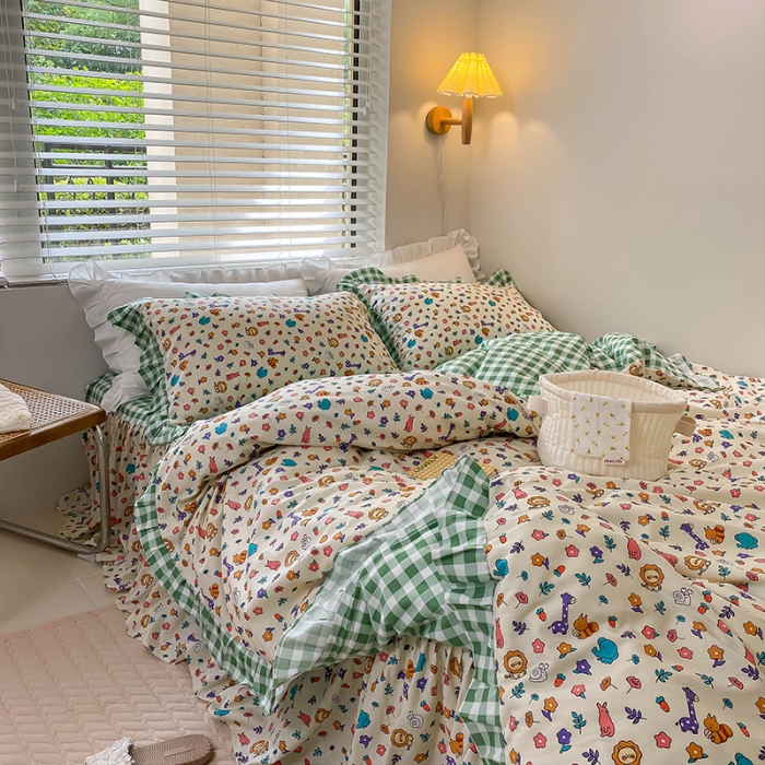 91家纺网 家纺一手货源 找家纺 绵庭家纺 2024新款全棉喷气床裙款四件套 小鹿斑比