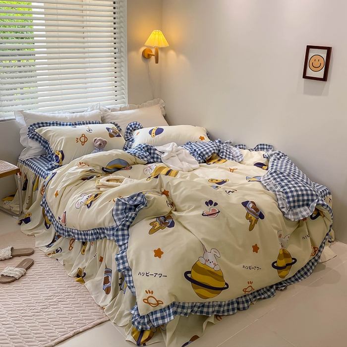 91家纺网 家纺一手货源 找家纺 绵庭家纺 2024新款全棉喷气床裙款四件套 星球奇遇米黄