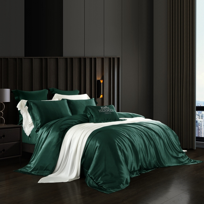 91家纺网 家纺一手货源 找家纺 雅韵诗真丝馆 2023新款素色真丝四件套 素色祖母绿