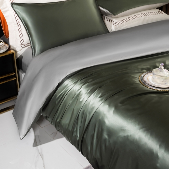 91家纺网 家纺一手货源 找家纺 雅韵诗 2023新款简约款真丝素色双拼四件套 橄榄绿拼银灰